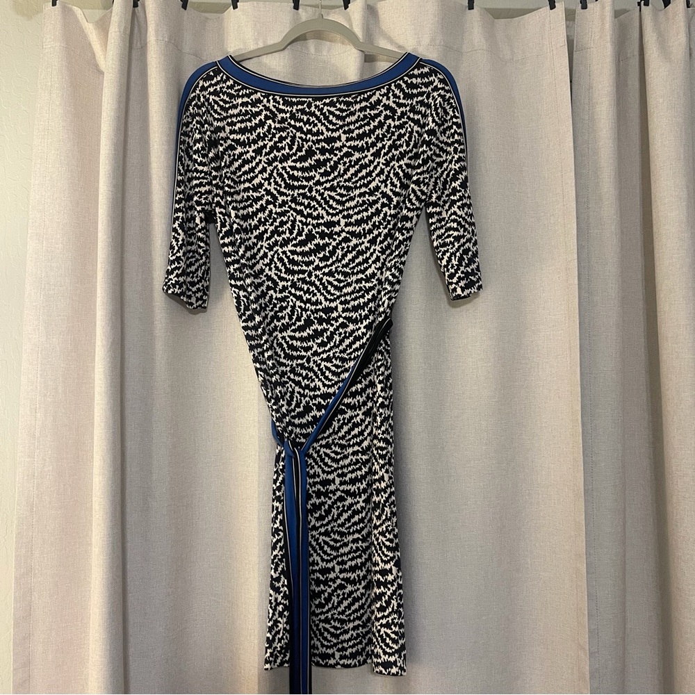 Tory Burch Black and White with Blue Lining belted Dress